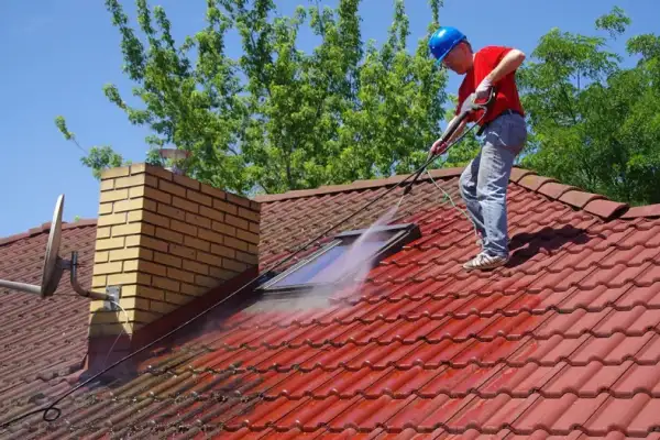 exterior house wash 1